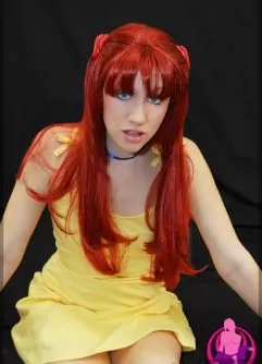 Cosplay Asuka Langley pelada