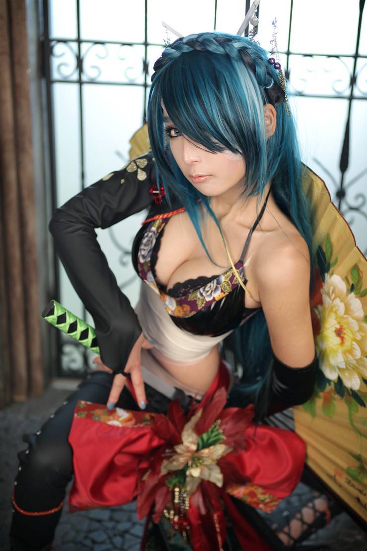 Sexy-Cosplay-0918